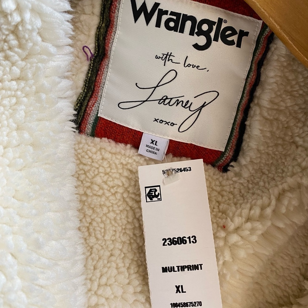 Wrangler + Lainey Wilson Sunburn Aztec Wool Coat Rodeo Ben Faux Sherpa sz XL - Picture 8 of 10
